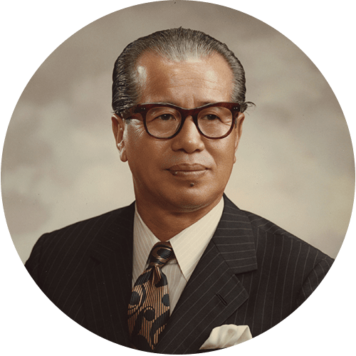 オーダースーツ銀座英國屋_創業者