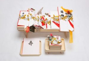 結納返しの品物の選び方｜ポイントは「事前の相談」｜オーダースーツの 